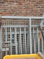 Hekkens voor afsluiting, Ophalen, Zo goed als nieuw