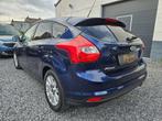 Ford Focus Automatique*EURO 5*Clim (bj 2011, automaat), Auto's, Euro 5, Stof, Gebruikt, Zwart