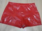 Short Lak PVC Rood, Kleding | Dames, Ophalen of Verzenden, Rood, Broekje of Short