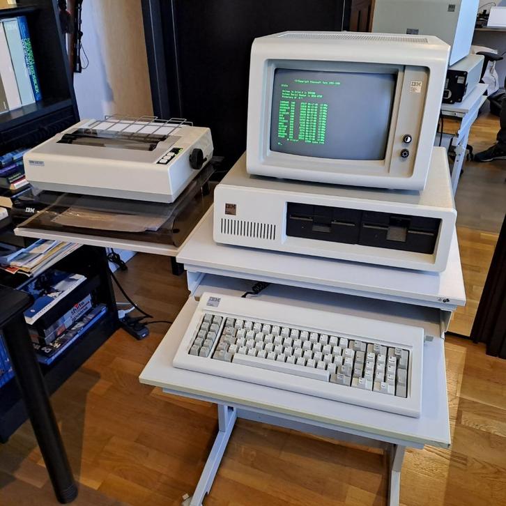 IBM 5150, 5151, 5152, printer stand, Model F keyboard, etc, Computers en Software, Vintage Computers, Ophalen
