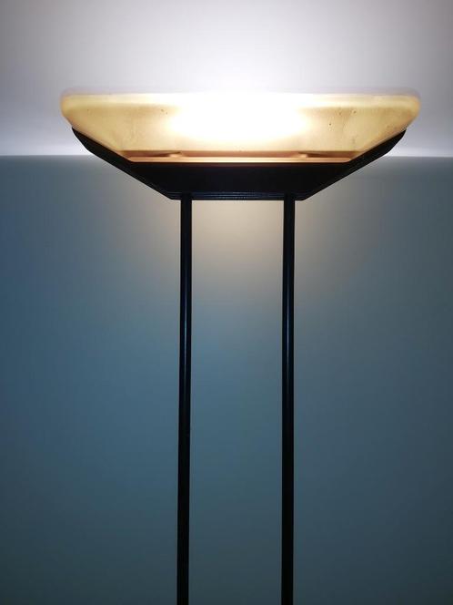Lampadaire jaune ocre, TRONCONI, design italien, vintage, Maison & Meubles, Lampes | Lampes en vrac, Comme neuf, Autres types