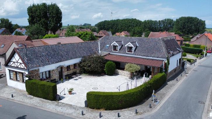 Restaurant, hôtel, salle de fêtes à Rebaix (Ath), Zakelijke goederen, Exploitaties en Overnames