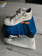 Sneakers maat 33, Ophalen of Verzenden, Zo goed als nieuw