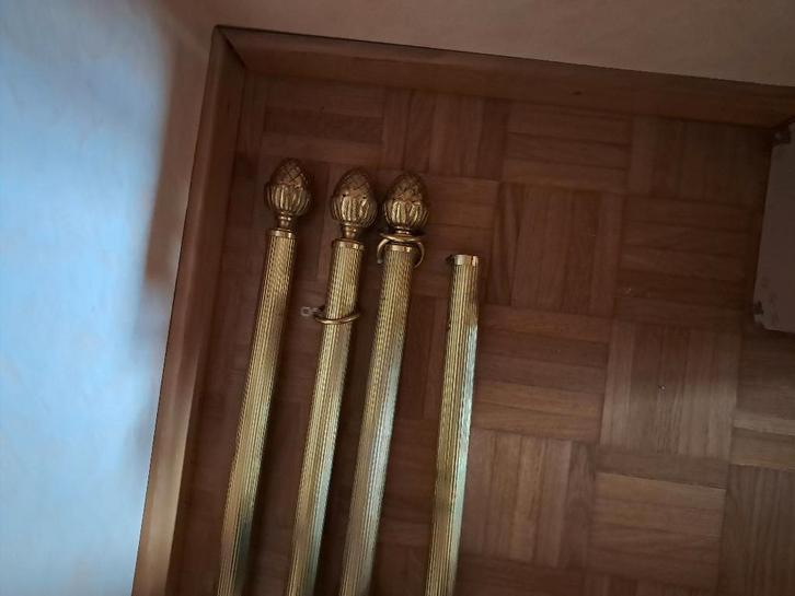 3 gordijnstok 215cm  + acc - goudkleur (15 euro per set), Huis en Inrichting, Stoffering | Gordijnen en Lamellen, Gebruikt, 200 cm of meer