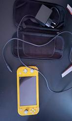 Nintendo Switch Lite jaune, avec chargeur, sac et boîte., Consoles de jeu & Jeux vidéo, Comme neuf, Avec housse de protection ou sac
