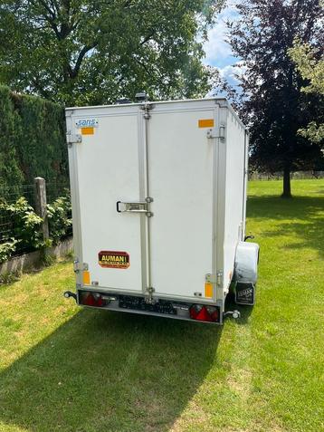 Saris Gesloten aanhangwagen 750 kg beschikbaar voor biedingen