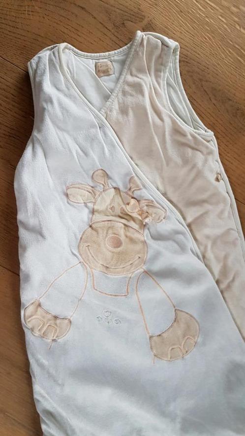 NOUKIE'S - Gigoteuse/sac de couchage beige avec girafe, Enfants & Bébés, Couvertures, Sacs de couchage & Produits pour emmailloter