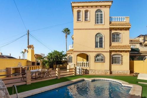 Instapklare Villa met privé-zwembad in Orihuela Costa, Immo, Étranger, Espagne, Maison d'habitation