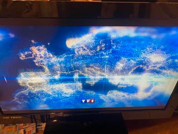 Télévision fonctionne très bien 81 cm diagonale  beschikbaar voor biedingen