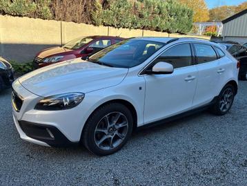 Volvo V40 Cross Country 2.0 T3 Ocean Race 79958 km !! beschikbaar voor biedingen