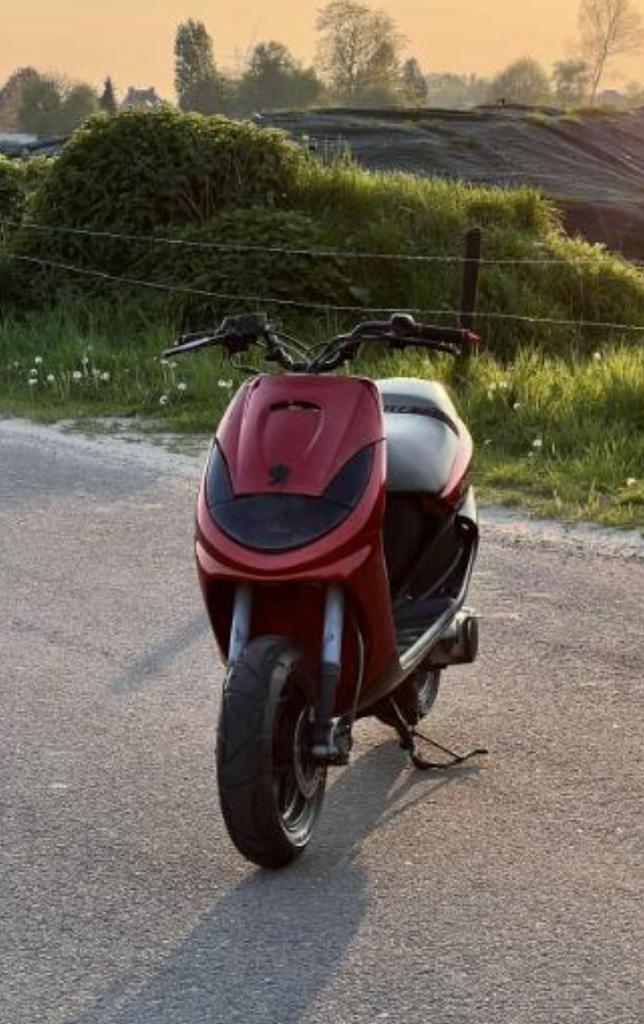 Viva city project, Fietsen en Brommers, Scooters | Peugeot, Zo goed als nieuw, Vivacity, Ophalen