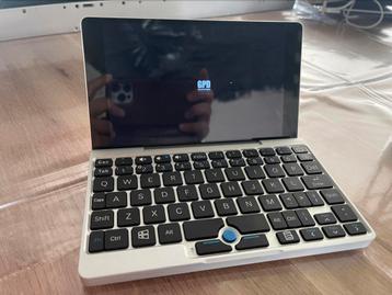 Mini laptop gpd windows 10 en wifi met extern wifi stick beschikbaar voor biedingen