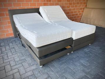 Elektrische boxspring 180x200cm beschikbaar voor biedingen