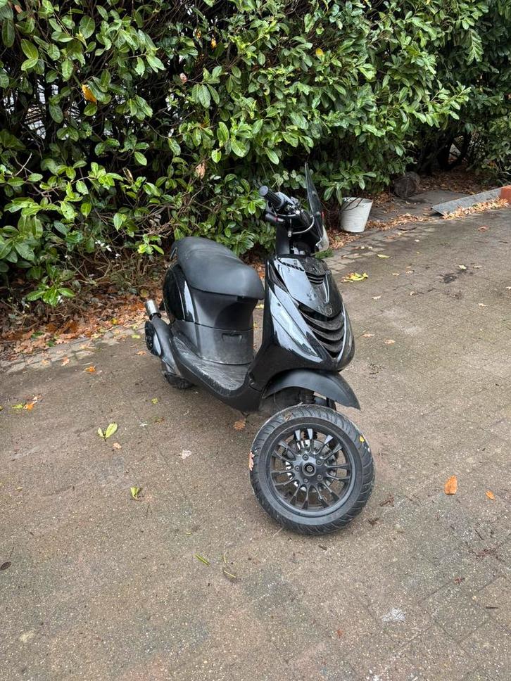 Piaggio zip 70cc (b klasse), Fietsen en Brommers, Scooters | Piaggio, Zo goed als nieuw, Zip, Tweetakt, Ophalen of Verzenden