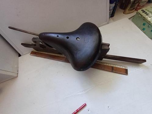 zeldzaamheid van fietsstoelbekleding, Antiek en Kunst, Antiek | Gereedschap en Instrumenten, Ophalen of Verzenden
