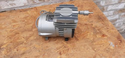 Compressor kleine luchtpomp Mini  compressor 220V, Doe-het-zelf en Bouw, Compressors, Gebruikt, Verzenden