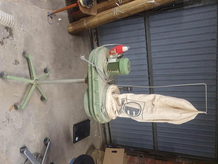 Stofafzuiging electra becum D4470 +buis, Doe-het-zelf en Bouw, Ventilatie en Afzuiging, Gebruikt, Afzuiger, Ophalen