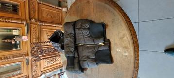 Vend veste  prix 8 euros  beschikbaar voor biedingen