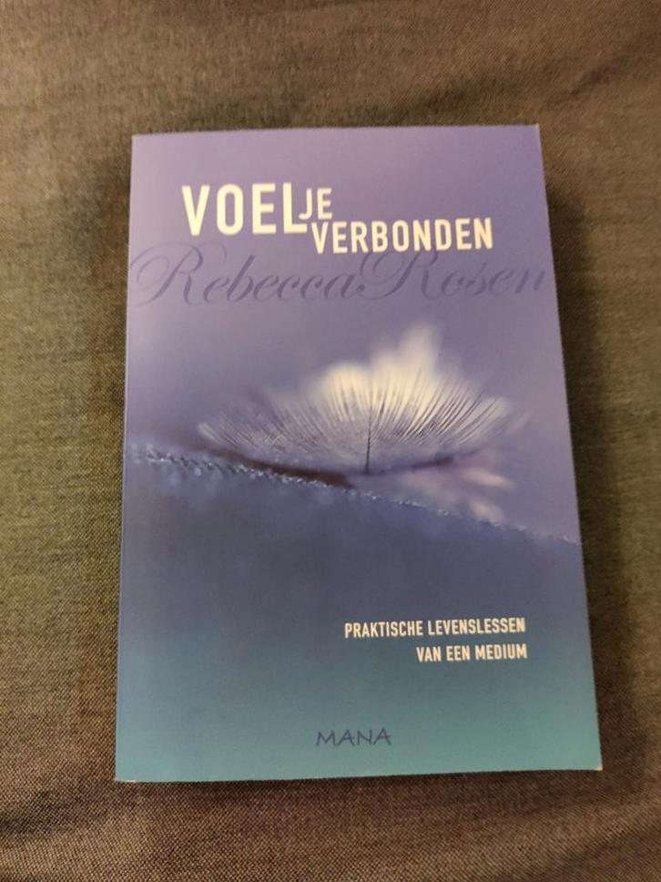 Rebecca Rosen - Voel je verbonden, Boeken, Esoterie en Spiritualiteit, Zo goed als nieuw, Ophalen