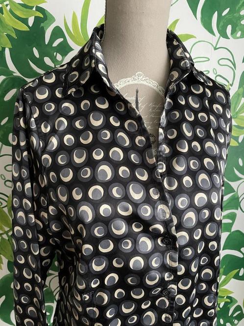 blouse vintage print - CNB - S, Kleding | Dames, Blouses en Tunieken, Zo goed als nieuw, Maat 36 (S), Zwart, Ophalen of Verzenden