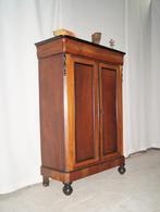 Robuste armoire à linge Louis Philippe ancienne avec H 157 n, Enlèvement