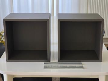 Moderne Wandkasten – Set van 2 beschikbaar voor biedingen