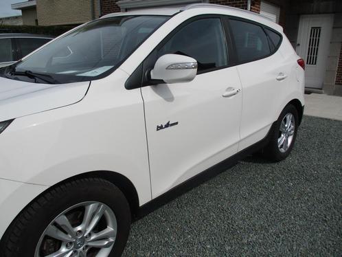 HYUNDAI IX 35 BENZINE GEKEURD VOOR VERKOOP, Auto's, Hyundai, Particulier, iX35, ABS, Airbags, Airconditioning, Alarm, Bluetooth