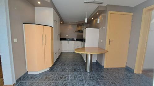 Keuken met apparaten, Huis en Inrichting, Keuken | Complete keukens, Gebruikt, U-keuken, Crème, Graniet of Steen, Ophalen
