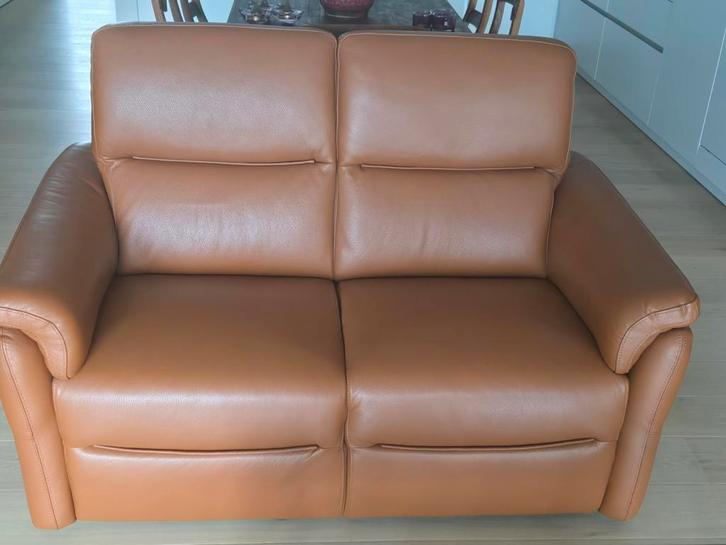 Nieuwe niet in gebruik geweest  tweede verblijf luxe lederen, Huis en Inrichting, Zetels | Zetels, Nieuw, Rechte bank, Tweepersoons