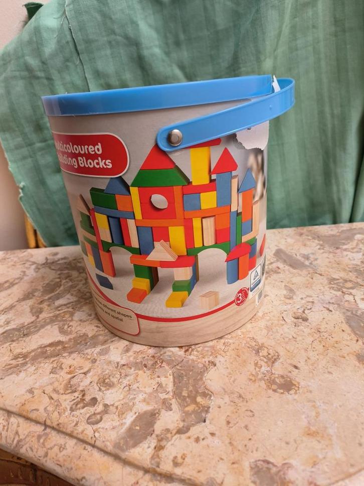 Tonnetje houten bouwblokken van het merk Playtive (80 stuks), Kinderen en Baby's, Speelgoed | Houten speelgoed, Gebruikt, Overige typen