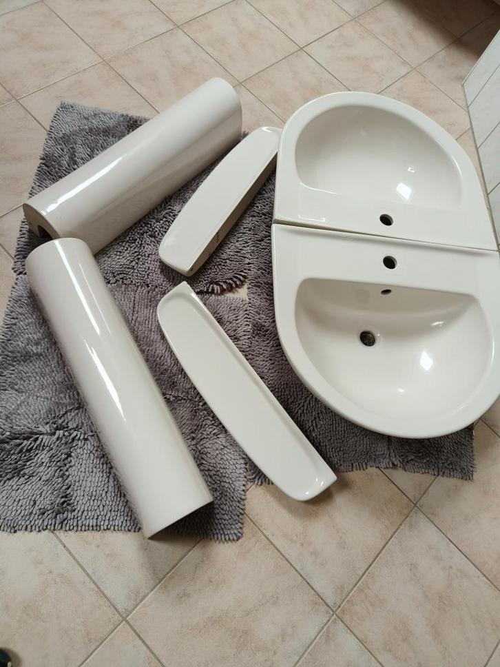 2 badkamermeubels en bad, Huis en Inrichting, Badkamer | Complete badkamers, Met bad, Ophalen