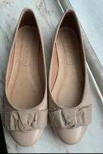 Nieuwe beige ballerina’s maat 40 merk Mezura, Ophalen of Verzenden, Zo goed als nieuw, Beige