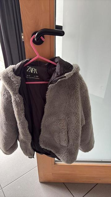 Winterjas meisje beschikbaar voor biedingen