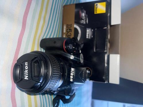 Nikon digital camera d5300 + 18-55mm lens, Audio, Tv en Foto, Fotocamera's Digitaal, Zo goed als nieuw, Nikon, Ophalen