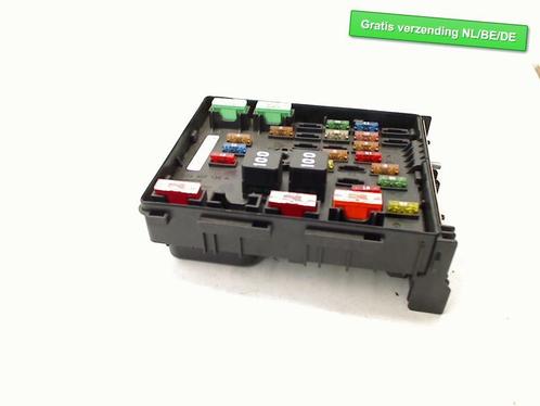 ZEKERINGKAST Volkswagen Passat (362) (3C0937125A), Auto-onderdelen, Elektronica en Kabels, Volkswagen, Gebruikt