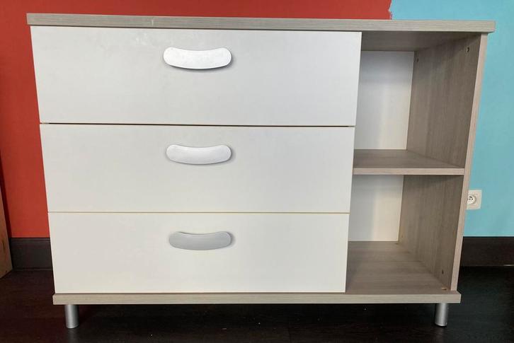 Kleerkast en dressoir kinderkamer, Kinderen en Baby's, Kinderkamer | Complete kinderkamers, Gebruikt, Jongetje of Meisje, Ophalen