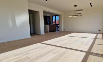 Luxueus energiezuinig appartement met 3 slpk en garagebox beschikbaar voor biedingen