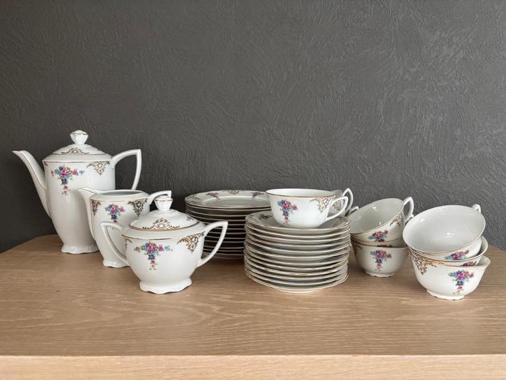 Vintage servies voor 10 personen, Huis en Inrichting, Keuken | Servies, Gebruikt, Compleet servies, Porselein, Ophalen