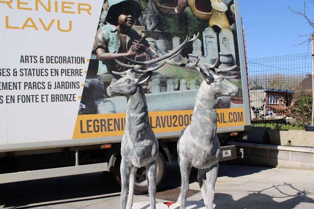 cerf debout en fonte imitation pierre ., Jardin & Terrasse, Statues de jardin, Neuf, Animal, Métal, Enlèvement