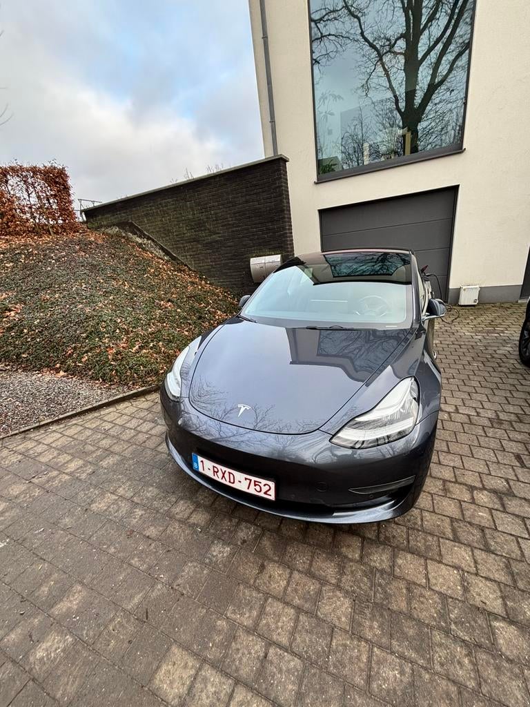 Tesla Model 3 Long Range AWD 2019, Argent ou Gris, Achat, Noir, 5 portes