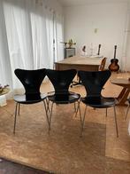 Drie Vlinderstoelen Arne Jacobsen, Huis en Inrichting, Ophalen, Gebruikt, Drie