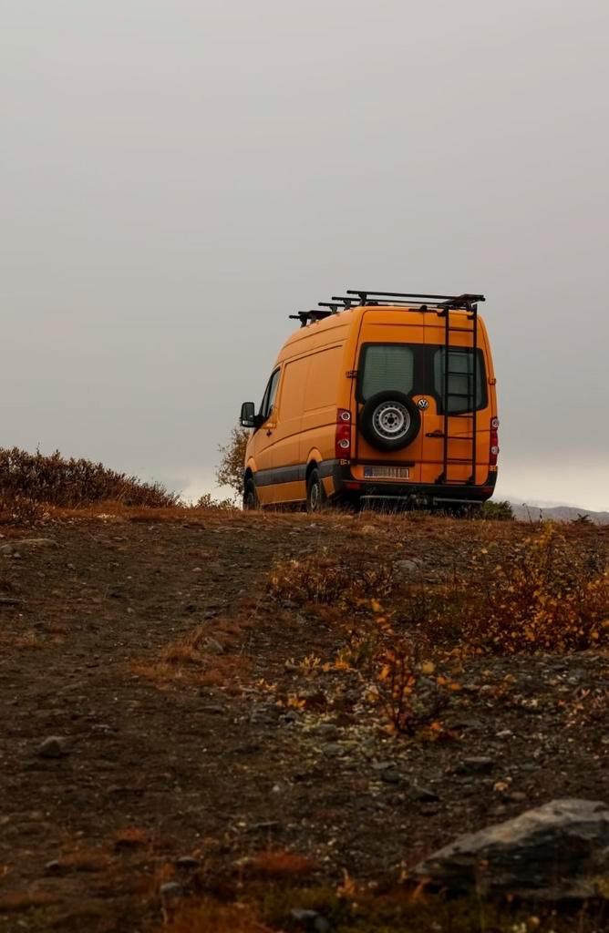 VW Crafter zelfbouw camper L2H2 - lichte vracht - euro 5, Caravans en Kamperen, Mobilhomes, Particulier, tot en met 3, Buscamper of Camperbus