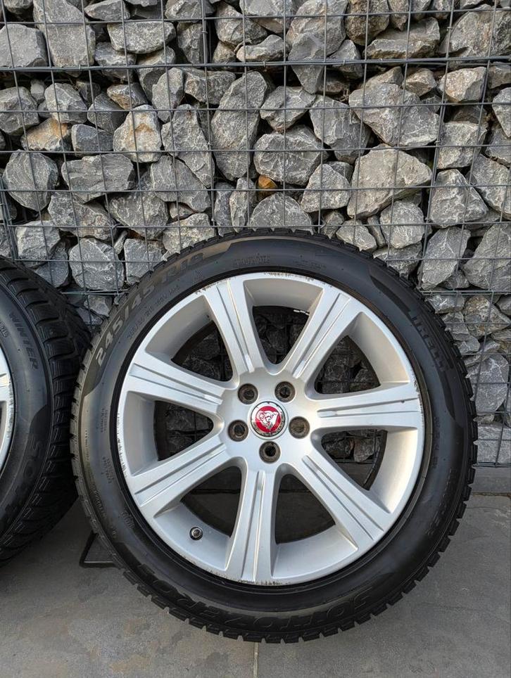Jaguar XF 18'' velgen met zeer goede banden., Auto-onderdelen, Banden en Velgen, Band(en), Ophalen