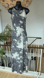 Nieuw  Weekday, prachtige maxi jurk in groene tinten, mt S, Nieuw, Weekday, Ophalen of Verzenden, Maat 36 (S)