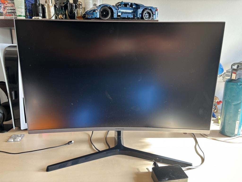 27“ Curved Samsung Monitor, Computers en Software, Monitoren, Gebruikt, 60 Hz of minder, DisplayPort, HDMI, Gaming, Hoofdtelefoonaansluiting