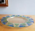 Bol en verre rond avec relief géométrique coloré, Maison & Meubles, Accessoires pour la Maison | Plataux & Paniers, Enlèvement ou Envoi