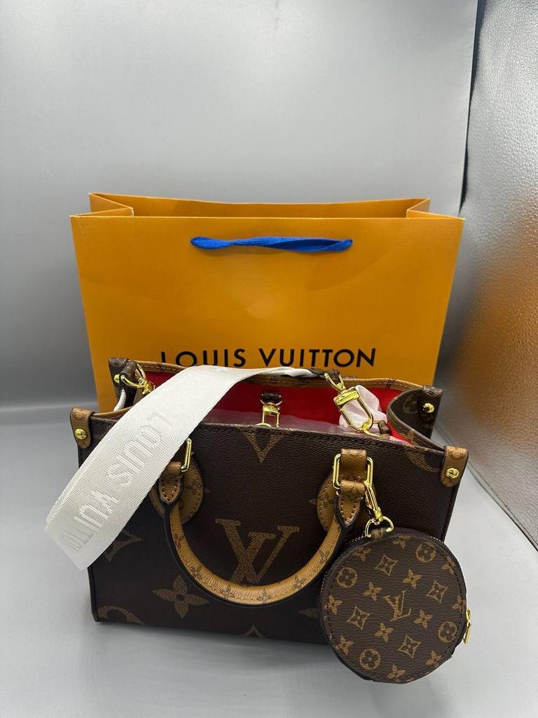 Louis vuitton sacoche, Handtassen en Accessoires, Ophalen of Verzenden, Nieuw