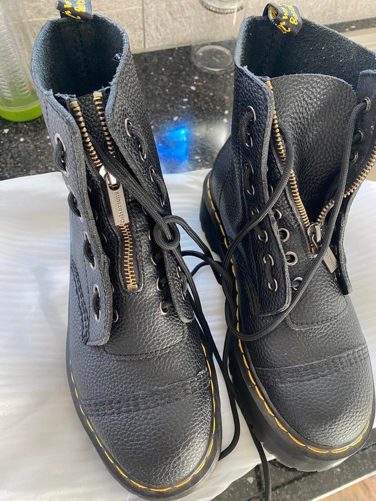 Dr Martens Sinclair Platform maat 39, Ophalen of Verzenden, Zo goed als nieuw