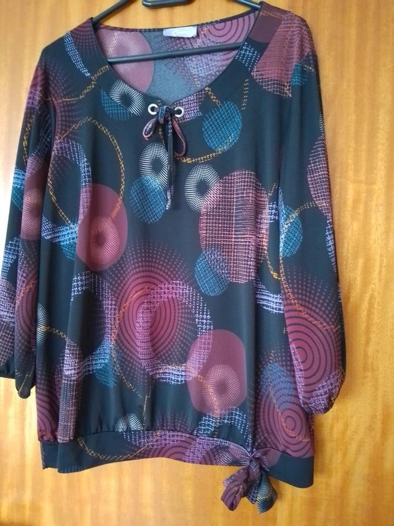 Blouse maat 46 Cassis, Kleding | Dames, Grote Maten, Ophalen of Verzenden, Zo goed als nieuw, Zwart, Blouse of Tuniek