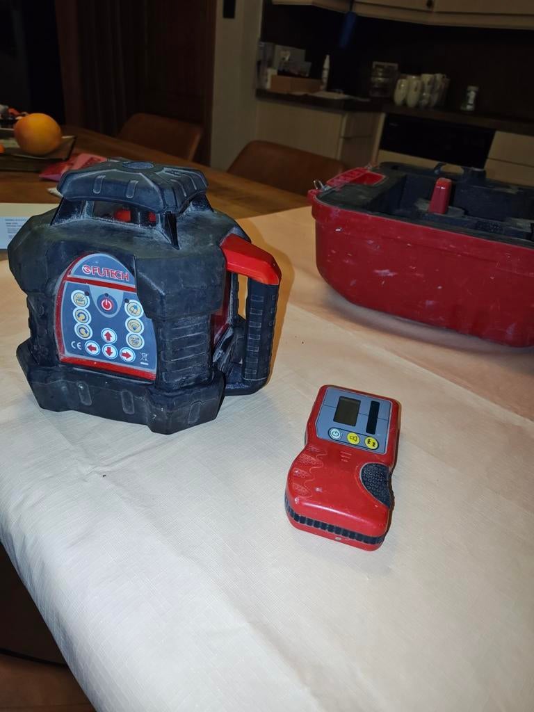 Groene Rotatielaser Futech, Ophalen